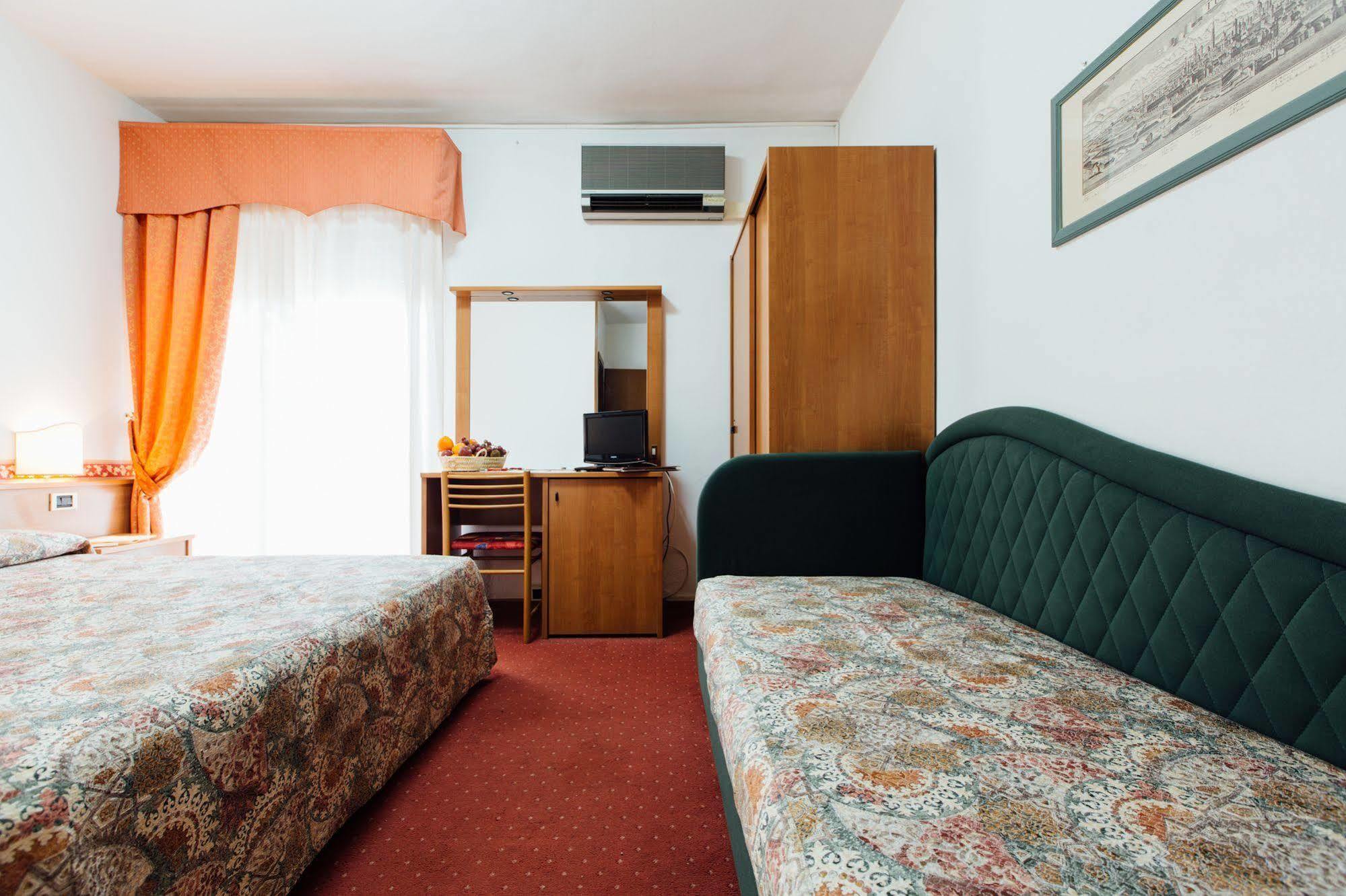 Hotel Cala Di Forno Fonteblanda Buitenkant foto